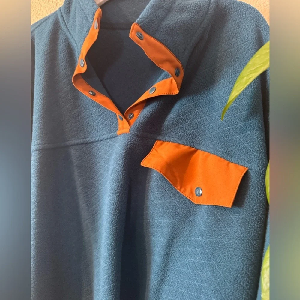 Zyia Wicked Teal Quilted Pocket Pullover - Picture 3 of 5